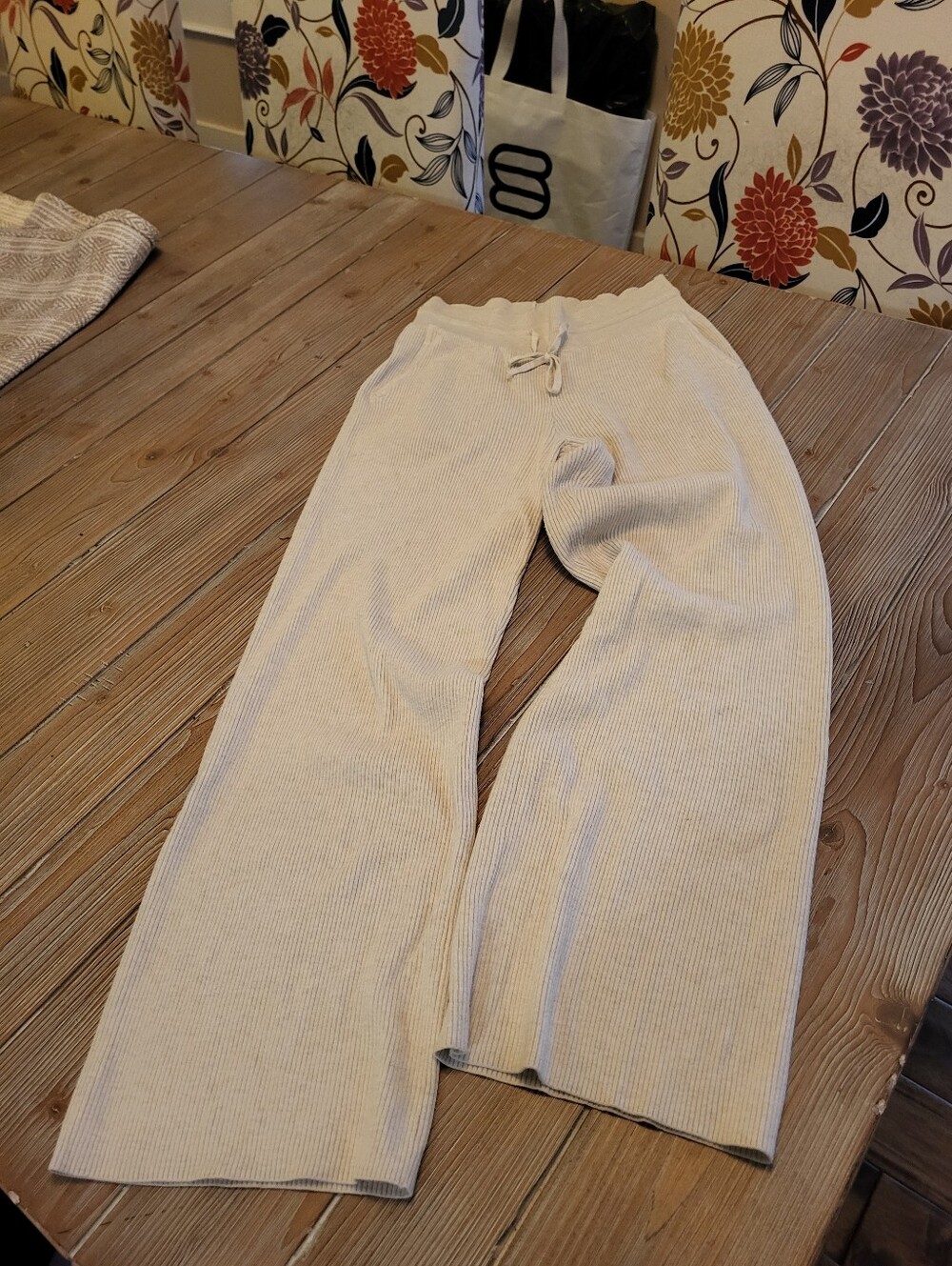 Kids Cream Ribbed Drawstring Lounge Pants